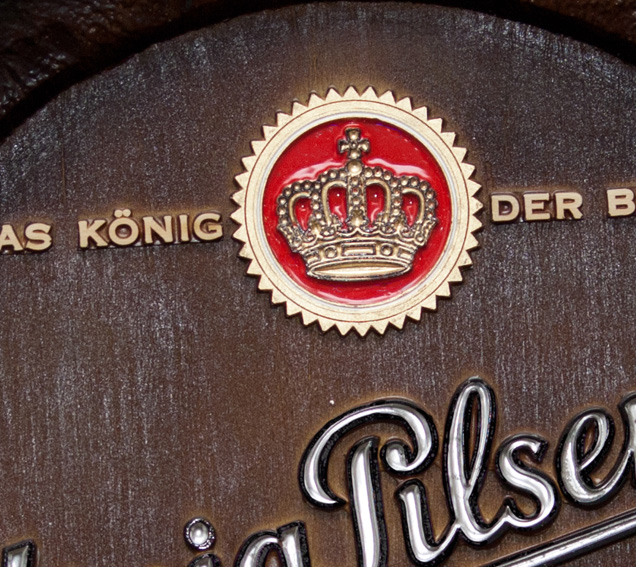 Barril de parede grande em Fibra - König Pilsener Cerveja
